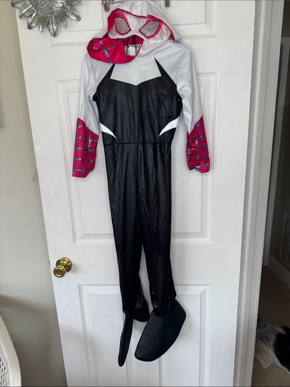 Marvel Girl’s Spider-Gwen Deluxe Costume with Attached Eye Mask Sz Small